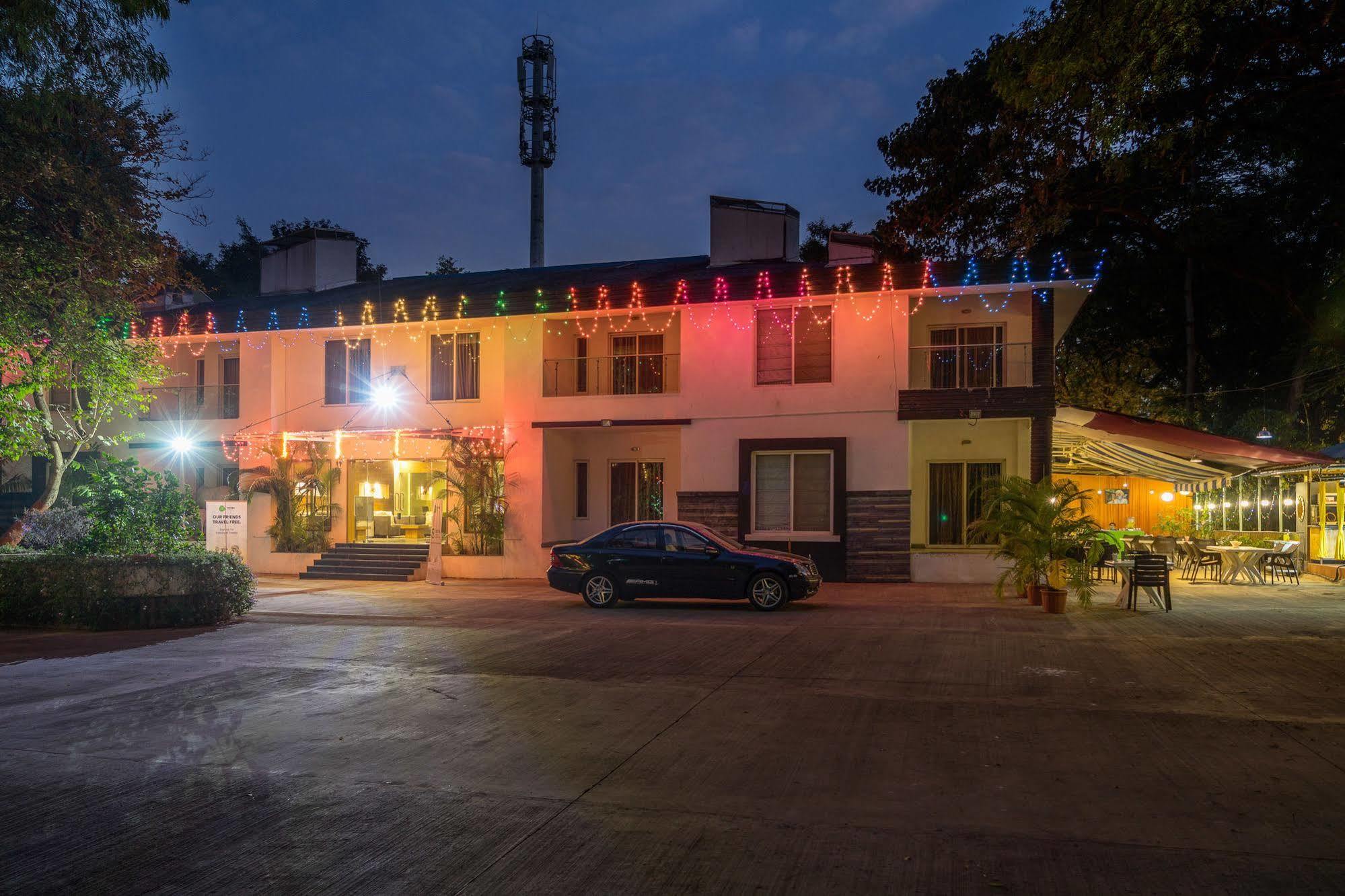 Mint Koregaon Park Next To Osho Ashram Pune Eksteriør billede